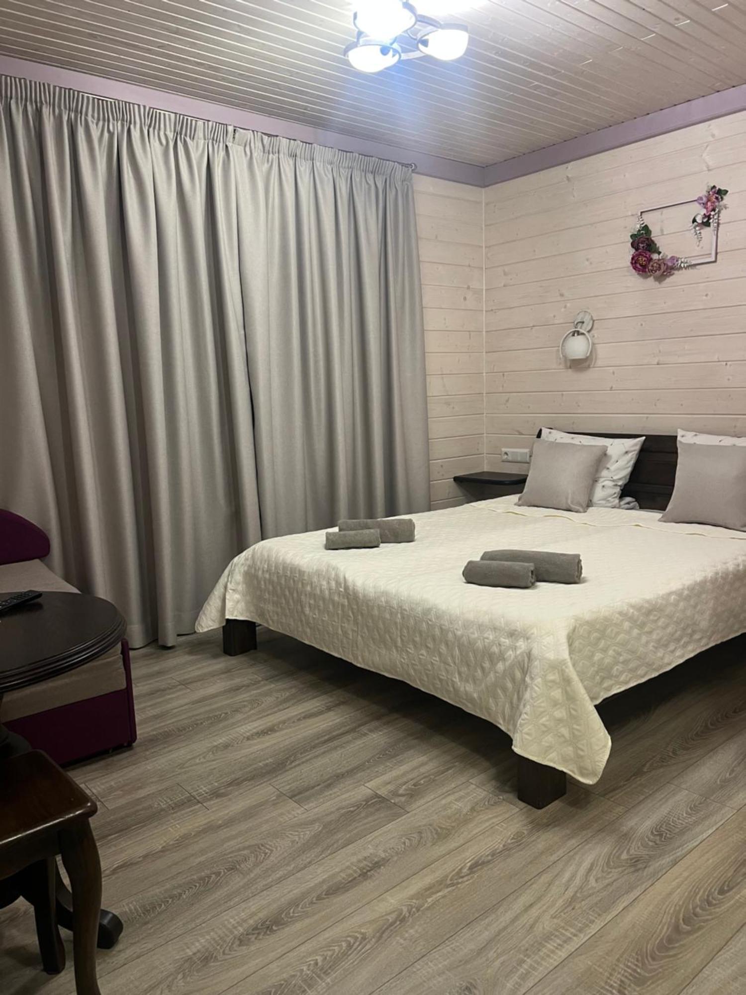 Фенікс Hotel Jaremtsje Buitenkant foto