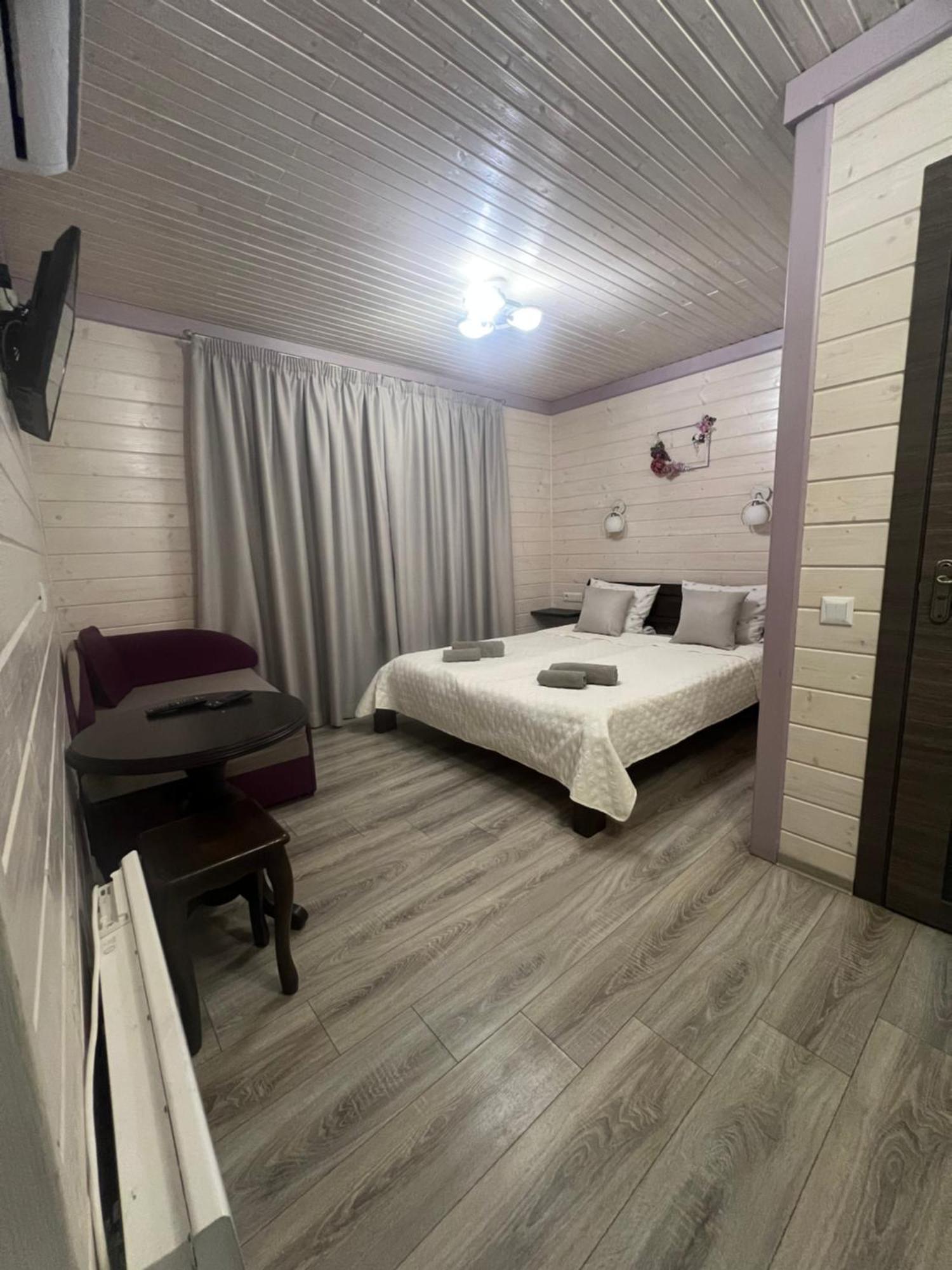 Фенікс Hotel Jaremtsje Buitenkant foto