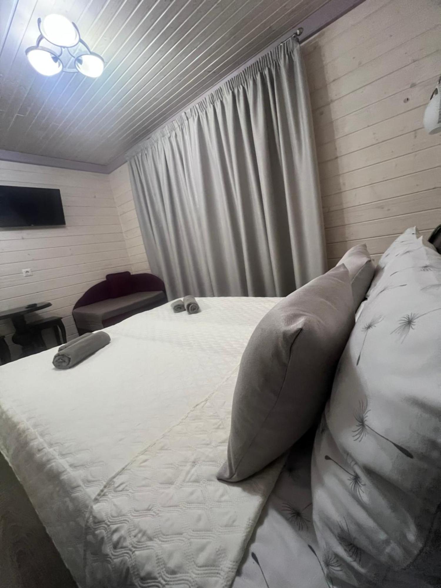Фенікс Hotel Jaremtsje Buitenkant foto